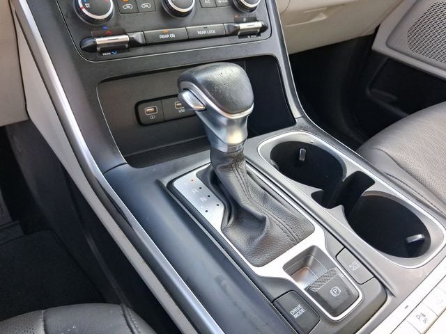 2023 Kia Carnival LX Seat Package