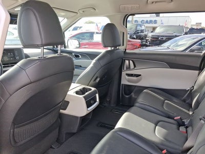 2023 Kia Carnival LX Seat Package