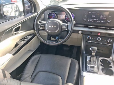 2023 Kia Carnival LX Seat Package