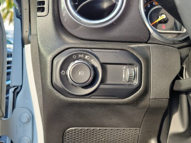 2023 Jeep Wrangler Altitude