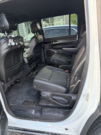 2023 Jeep Wagoneer Series III