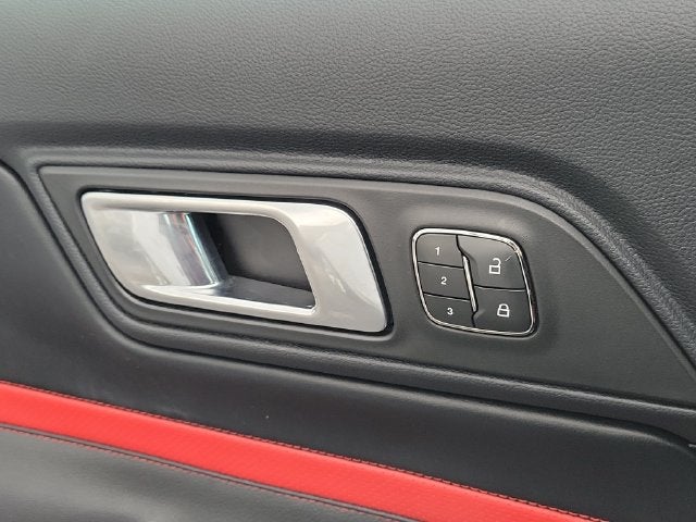 2020 Ford Mustang EcoBoost Premium - Photo 16