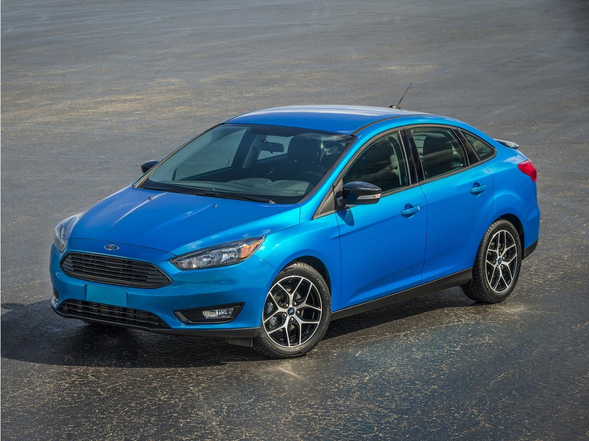 2016 Ford Focus Sedan S's photo