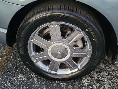 2005 Ford Thunderbird Base