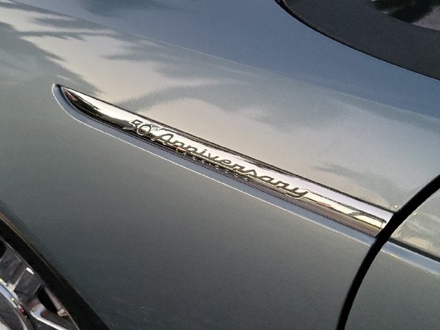 2005 Ford Thunderbird Base