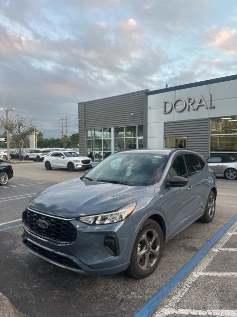 2024 Ford Escape ST-Line