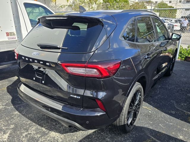 2023 Ford Escape ST-Line Elite
