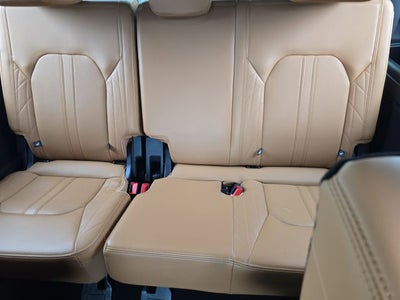 2024 Ford Expedition Platinum