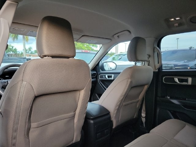 2023 Ford Explorer Base