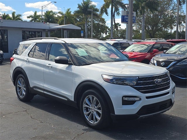 2023 Ford Explorer XLT