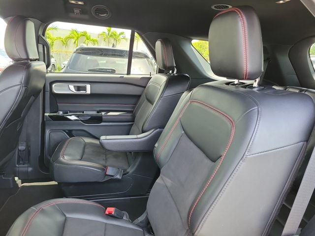2023 Ford Explorer ST-LINE - Photo 10