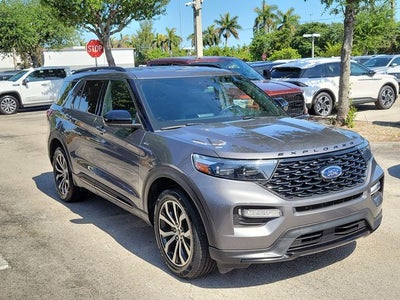 2023 Ford Explorer ST-Line