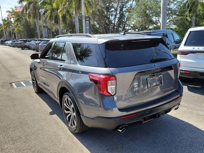 2023 Ford Explorer ST-Line
