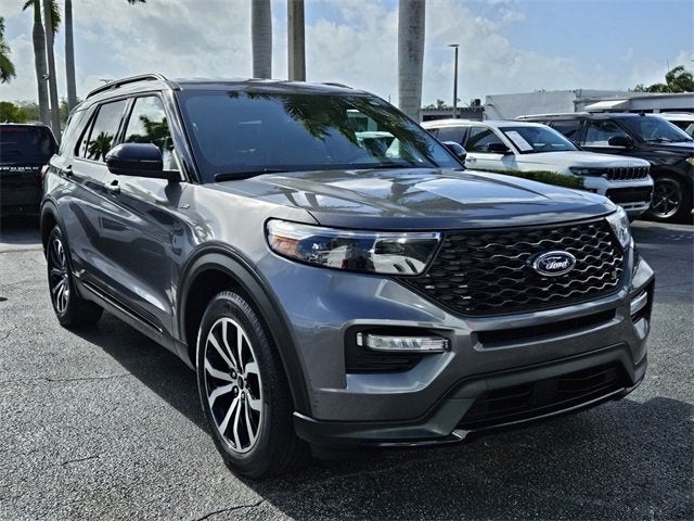 2022 Ford Explorer ST-Line