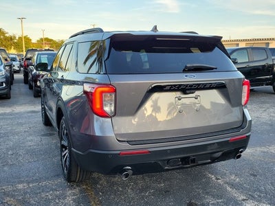 2022 Ford Explorer ST-Line