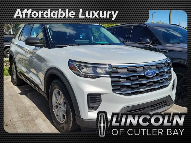 2026 Ford Explorer's photo