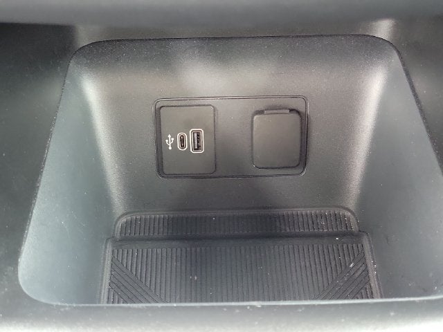 2026 Ford Explorer ST - Photo 28