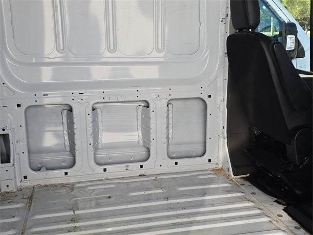 2022 Ford Transit-250 Base