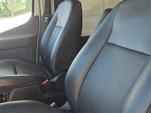 2022 Ford Transit-250 Base