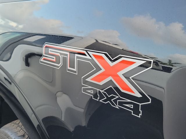 2022 Ford F-150 XL - Photo 4