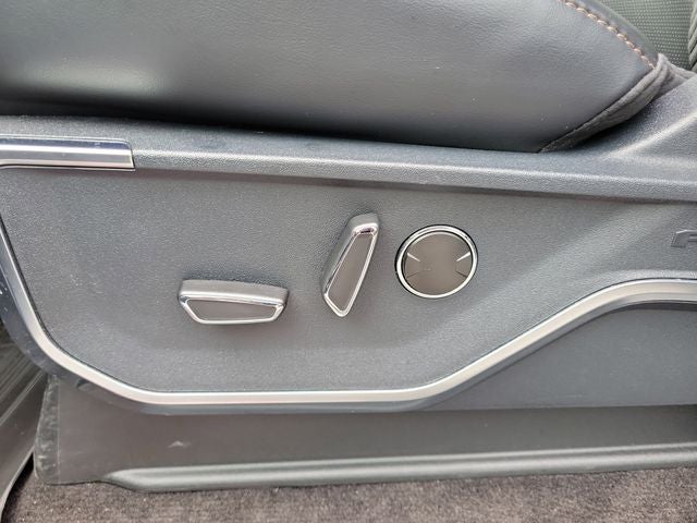 2023 Ford F-150 Raptor - Photo 14