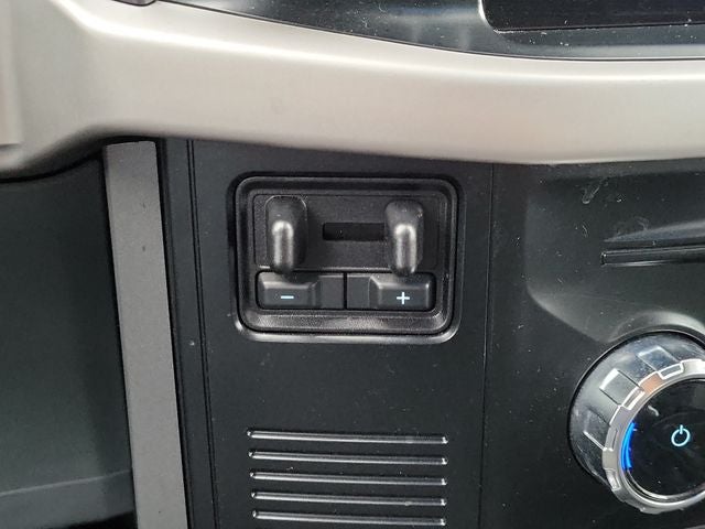 2023 Ford F-150 Lightning XLT