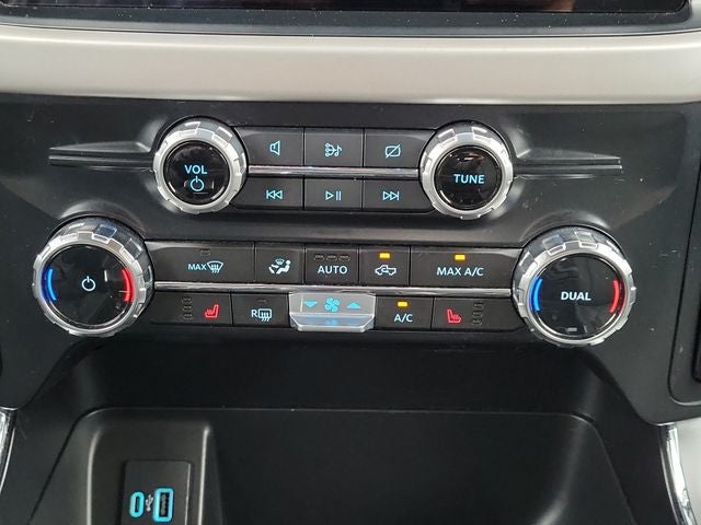 2023 Ford F-150 Lightning XLT