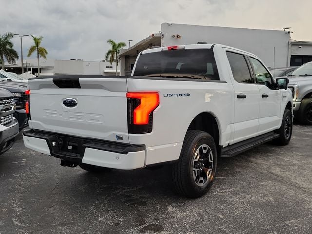 2023 Ford F-150 Lightning XLT