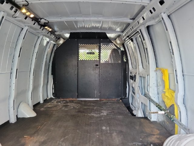2020 Chevrolet Express Cargo Work Van - Photo 6