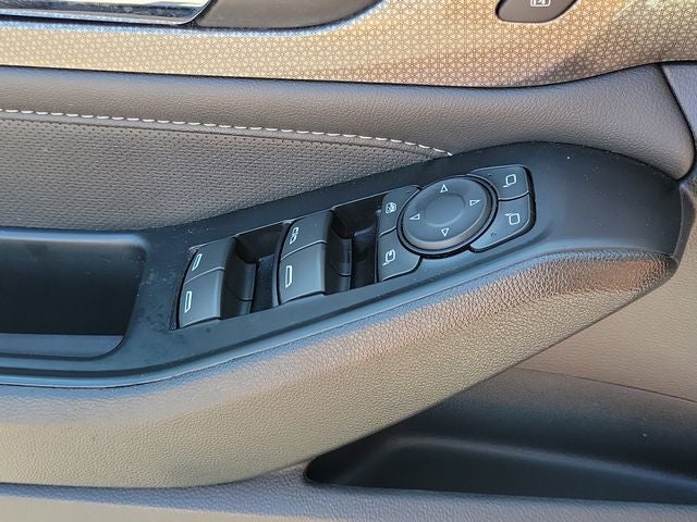 2023 Chevrolet Traverse Premier - Photo 45