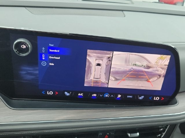 2025 Chevrolet Suburban LT - Photo 23