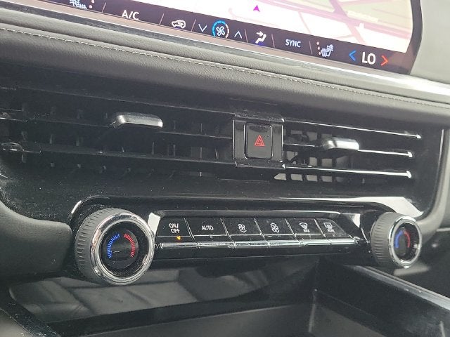 2025 Chevrolet Suburban LT - Photo 25