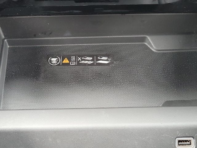 2025 Chevrolet Suburban LT - Photo 26