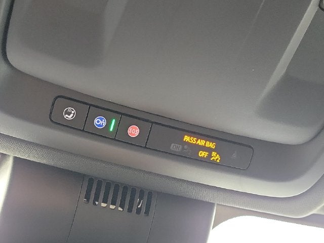 2025 Chevrolet Suburban LT - Photo 28