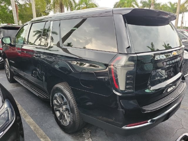 2025 Chevrolet Suburban LT - Photo 35