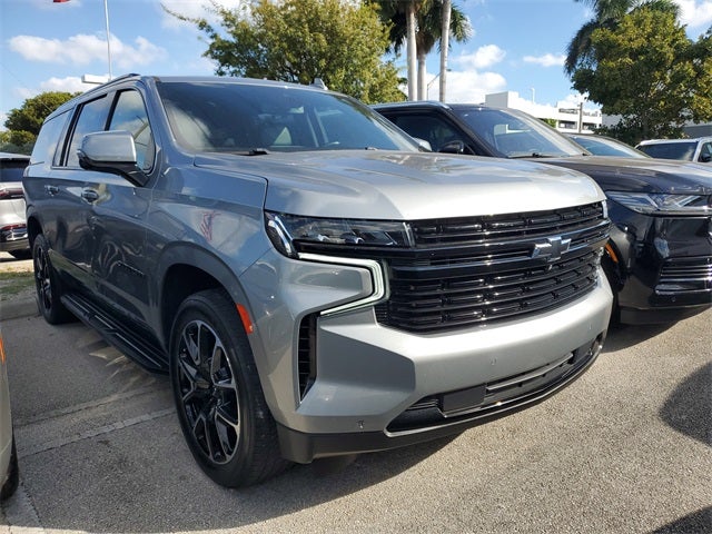 2023 Chevrolet Suburban RST