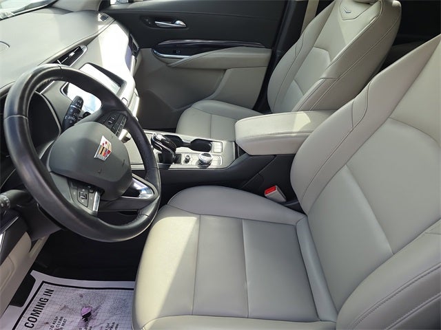 2023 Cadillac XT4 Luxury