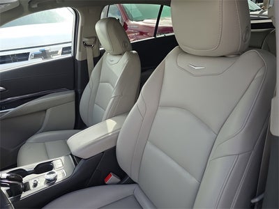 2023 Cadillac XT4 Luxury