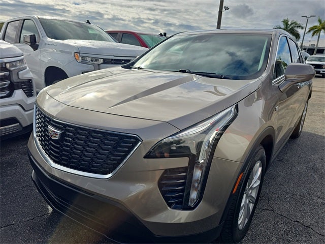 2023 Cadillac XT4 Luxury