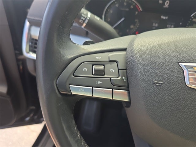 2022 Cadillac XT4 Premium Luxury