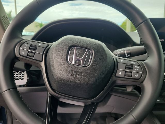 2025 Honda Accord Hybrid EX-L - Photo 17