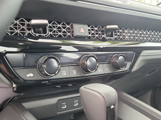 2025 Honda Accord Hybrid EX-L - Photo 22
