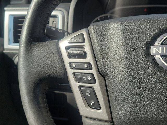 2024 Nissan Titan SV