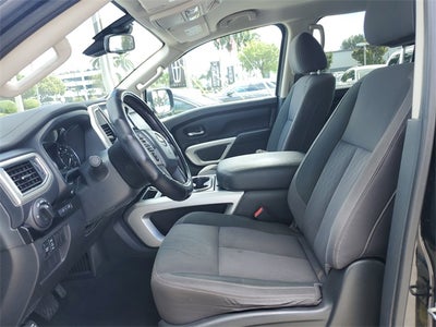 2021 Nissan Titan SV