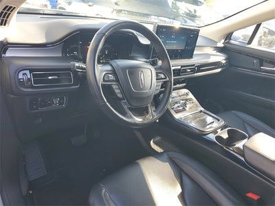 2023 Lincoln Nautilus Standard