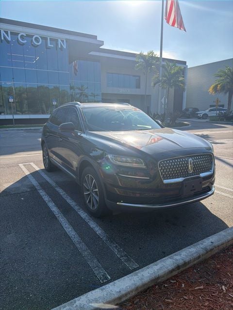 2022 Lincoln Nautilus Standard