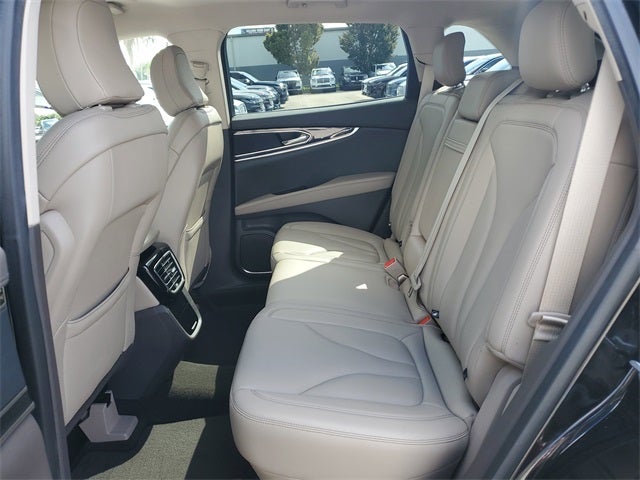 2022 Lincoln Nautilus Standard