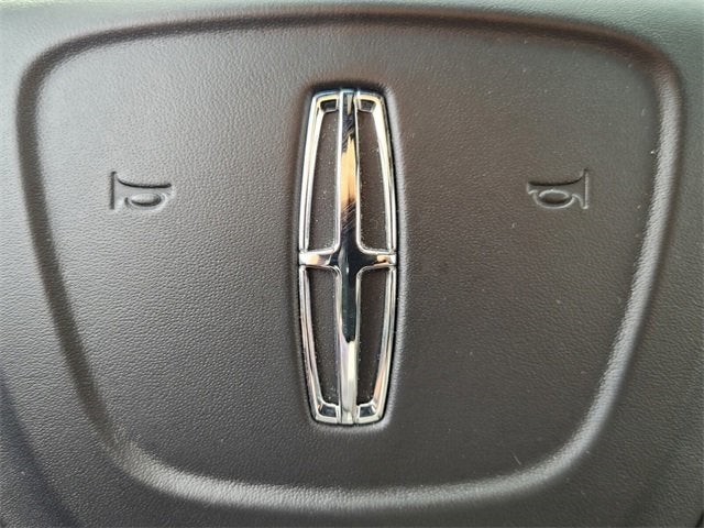 2020 Lincoln Nautilus Standard