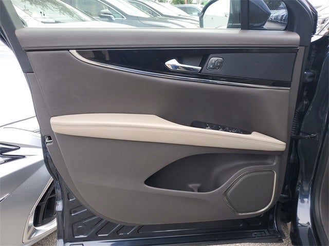 2022 Lincoln Nautilus Standard