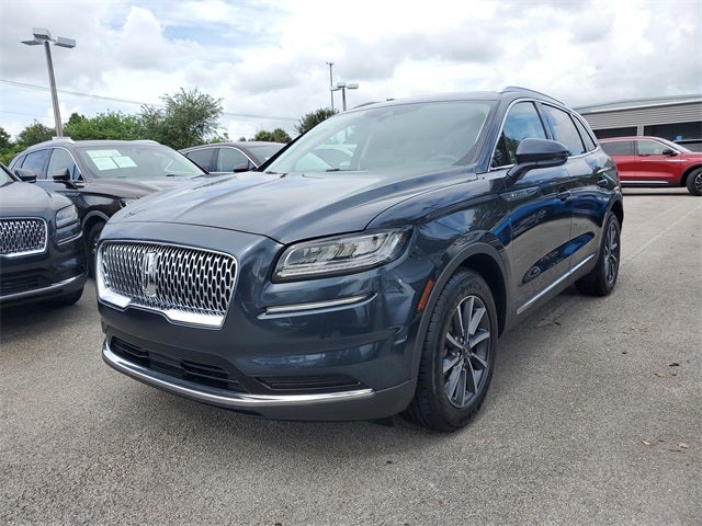 2022 Lincoln Nautilus Standard